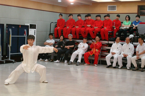 首尔中国文化中心举办第一届“全国健康太极拳大赛”