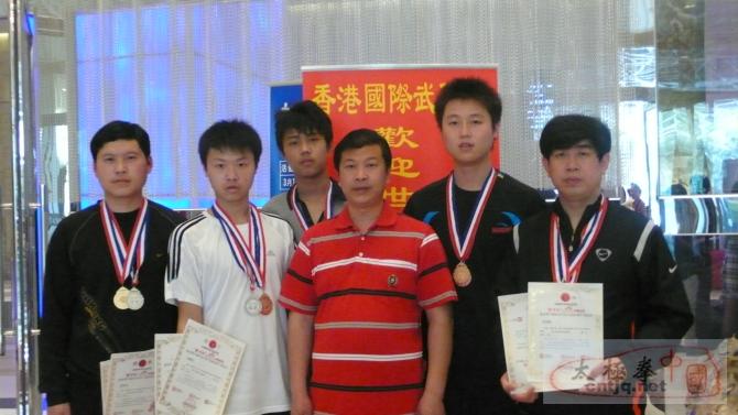 七千英豪聚香江 洪式小将显风流